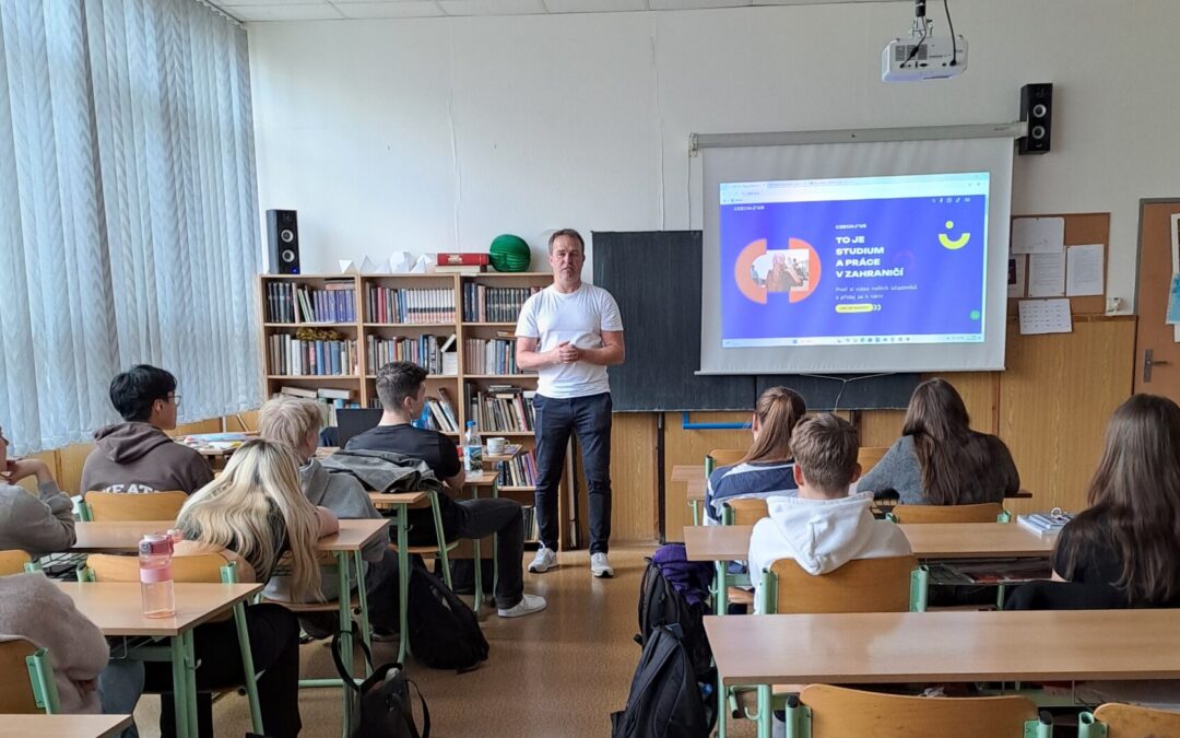 Přednáška o možnostech studia a práce v zahraničí